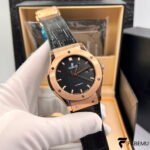Hublot Classic Fusion Automatic – 18k King Gold – Black Dial – Alligator/Rubber Strap