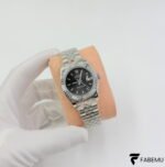 Rolex Lady‑Datejust / Datejust 31 – Bright Black Sunburst Dial – Fluted Bezel – Jubilee Bracelet